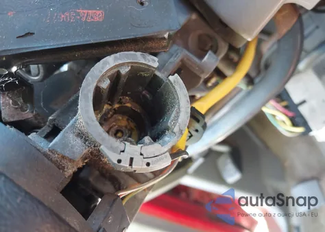 1995 Ford Ranger z USA, uszkodzony, nr VIN 1FTCR10A6SUA58174